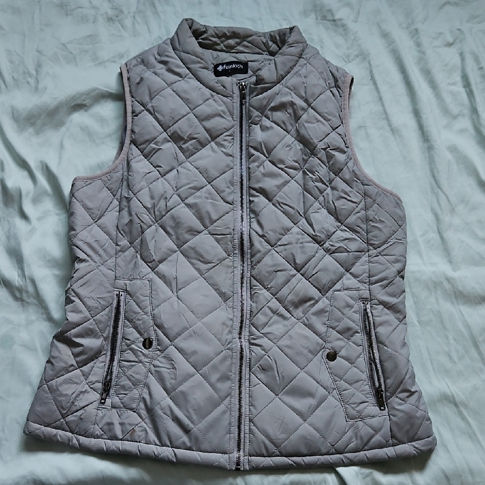 Fuinloth Quilted Vest in Light Gray, Size L